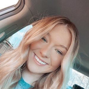 Meet your Posher, Mayla